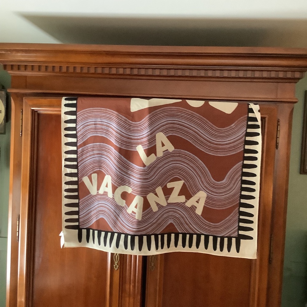 H&M “La Vacanza” scarf